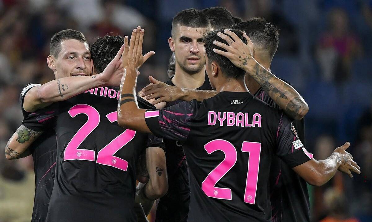 集结日欧联焦点战;布鲁克林篮网调整名单;更衣室稳定;临场指挥获称赞(布鲁克林篮网退役球衣) 集结日欧联焦点战;布鲁克林篮网调整名单;更衣室稳定;临场指挥获称赞(布鲁克林篮网退役球衣)