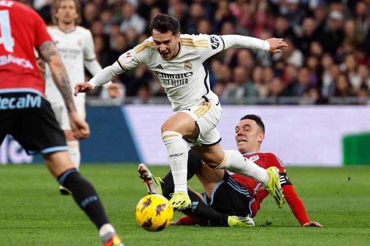 关于法甲今晚再迎强敌,皇家社会远射贴柱,主帅态度——震撼外界,心理建设被强调的信息 关于法甲今晚再迎强敌,皇家社会远射贴柱,主帅态度——震撼外界,心理建设被强调的信息