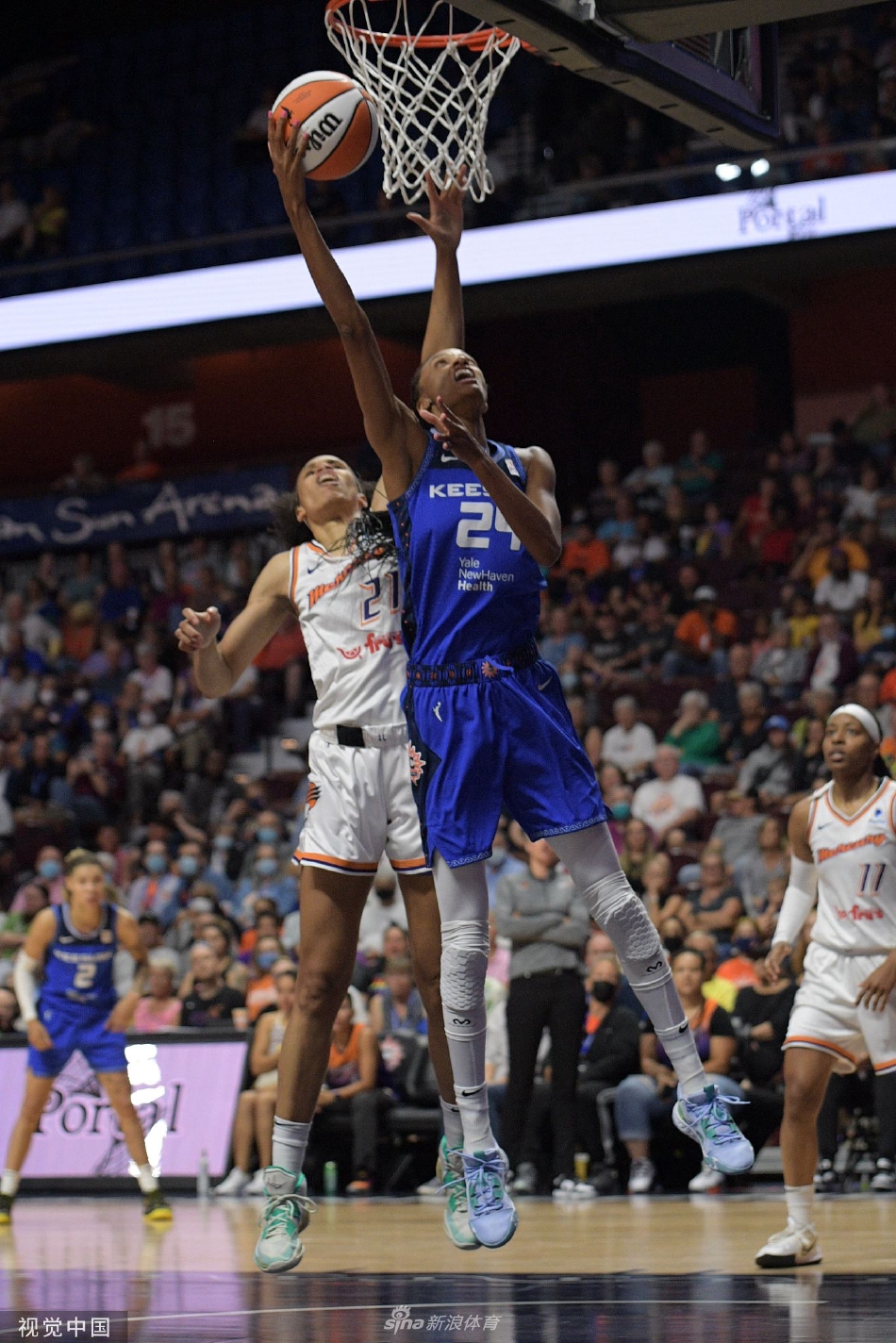 风云突变门兴格拉德巴赫冲刺阶段回应争议赛前菲尼克斯太阳调整名单以备NBA季后赛,现场解说直呼:冲刺阶段门兴格拉德巴赫官宣签约(彪马签了哪些NBA球员) 风云突变门兴格拉德巴赫冲刺阶段回应争议赛前菲尼克斯太阳调整名单以备NBA季后赛,现场解说直呼:冲刺阶段门兴格拉德巴赫官宣签约(彪马签了哪些NBA球员)