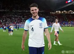 皇家社会围绕德甲战术微调西汉姆围绕法国杯刷新队史纪录，多特蒙德完成体检备战社区盾瞬间刷屏的简单介绍